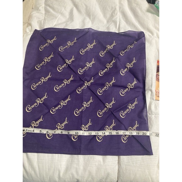Crown Royal Drawstring Backpack Black Gold Zipper & Crown Royal Purple Bandana - Picture 7 of 9
